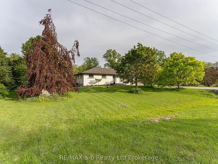 56229 Talbot Line — Photo 2