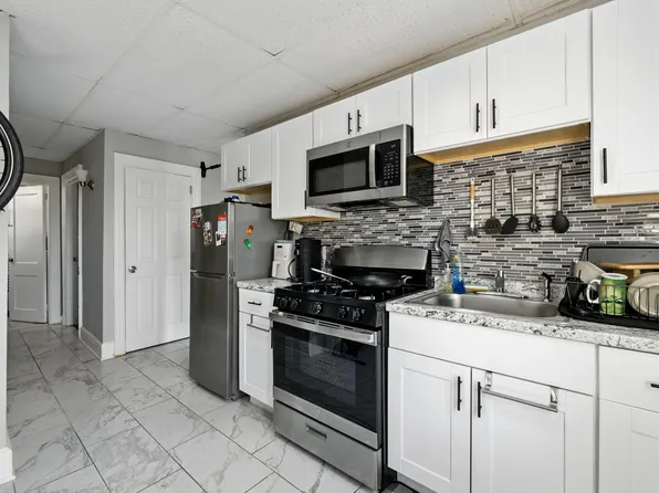 336 Terrace Avenue image 3 of 22