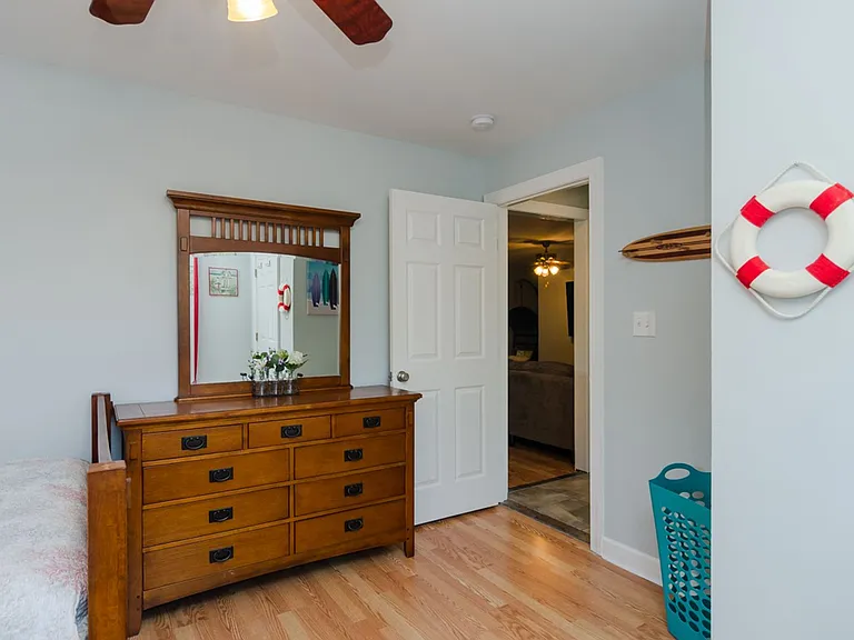 102 Moorefield Dr — Photo 18