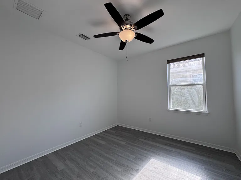11626 Parrotfish St — Photo 23