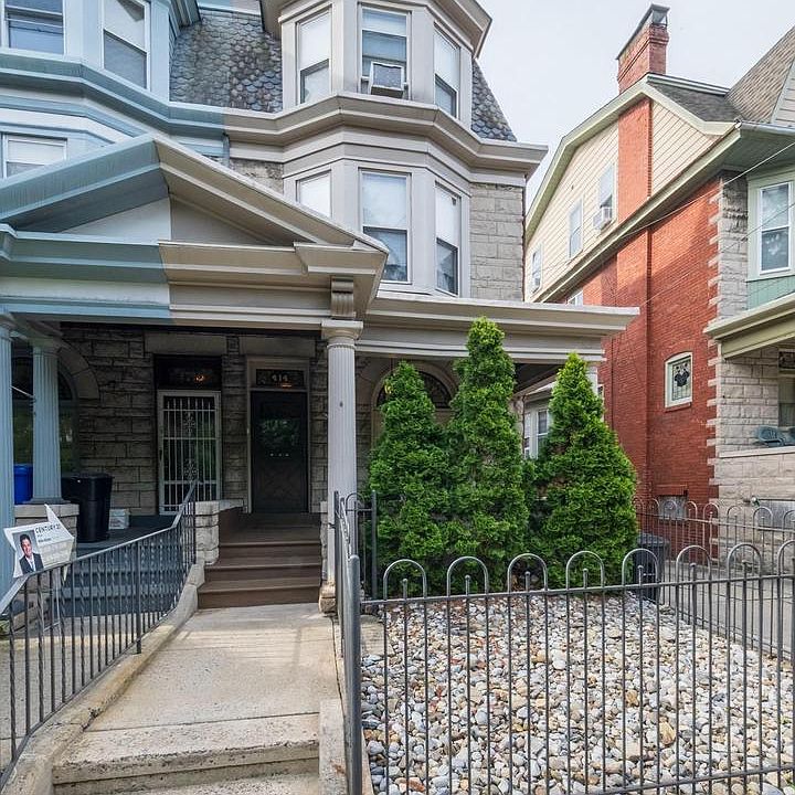 1st image of 414 Spring St