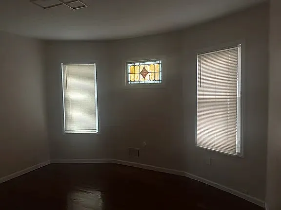 3 bed, $2,350 — Photo 3