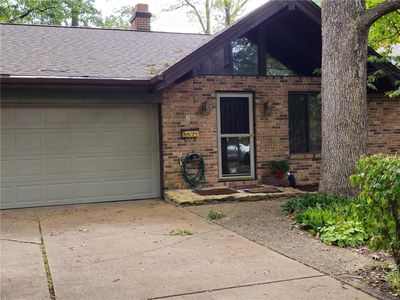 2 N Cape Ct, Belleville, IL, 62226