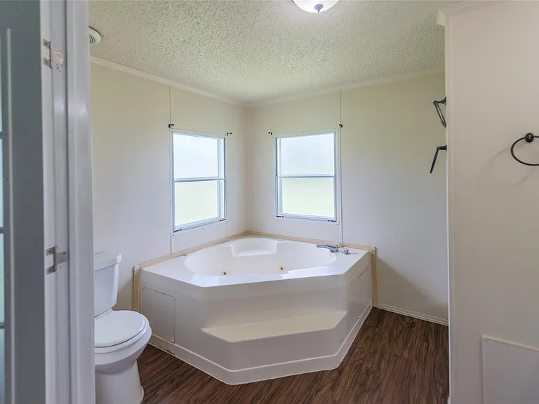 2592 County Road 152 — Photo 15