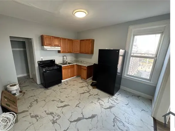 207 Freeway Dr E APT 12, East Orange, NJ 07018
