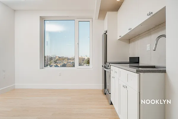 Rented by Nooklyn NYC LLC | media 12