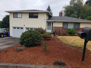 8500 SE Cason Ln, Gladstone, OR