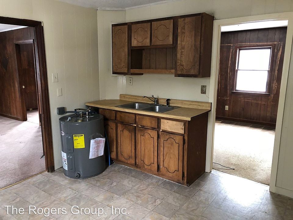2nd image of 217 Mineral Springs Rd