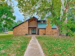 1445 Allen St, Hempstead, TX 77445