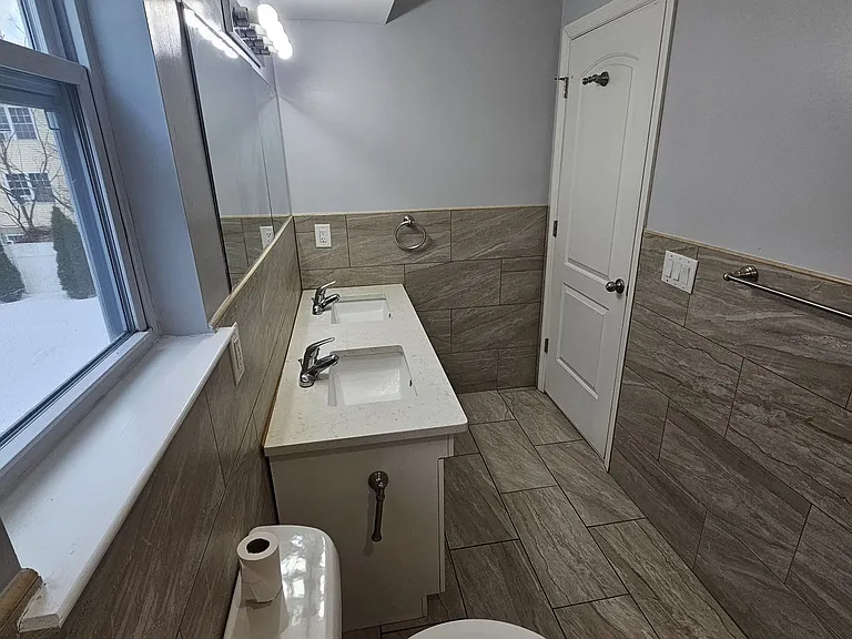 578 S 11th St #2 — Photo 12