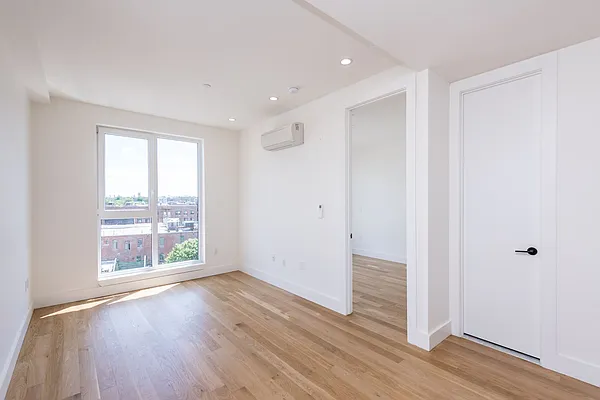 Rented by Nooklyn NYC LLC | media 67