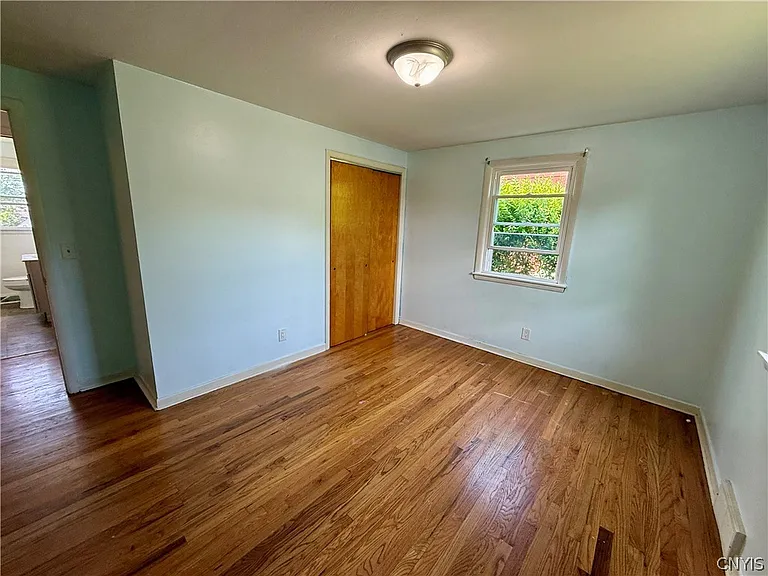 111 Deborah Dr — Photo 15