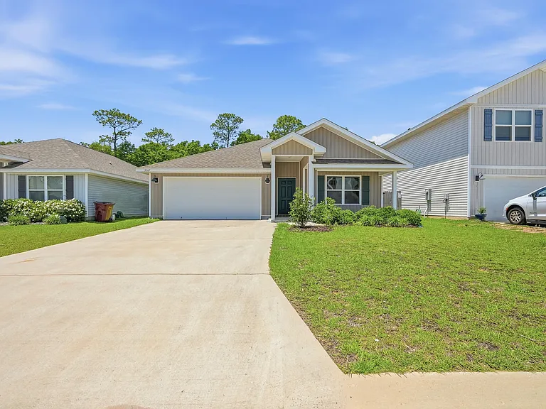 5367 Peach Dr — Photo 1