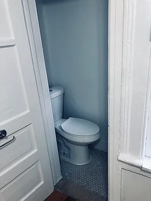 Rented by Kirrane William | media 10