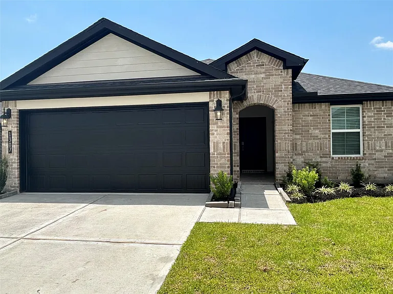 1307 Windom Court Way — Photo 4