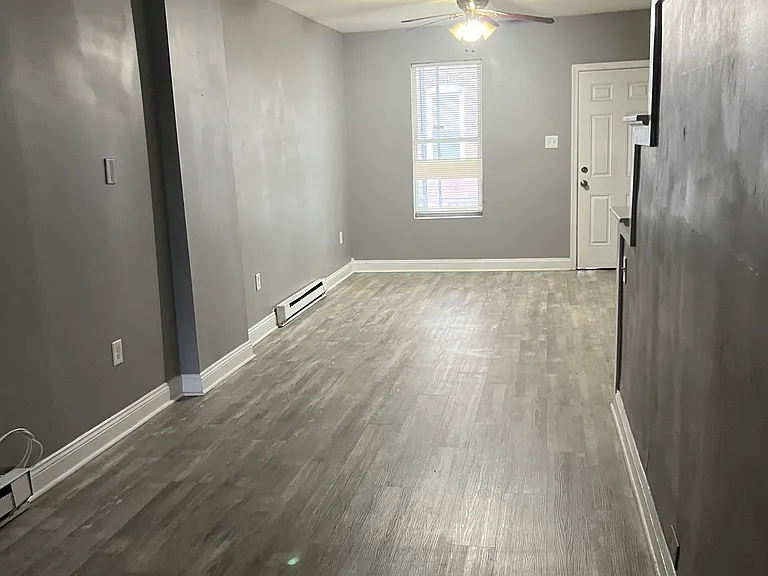 945 North St — Photo 11