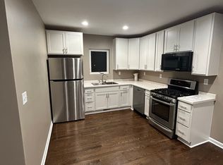 116 E Keith Ave, Waukegan, IL 60085