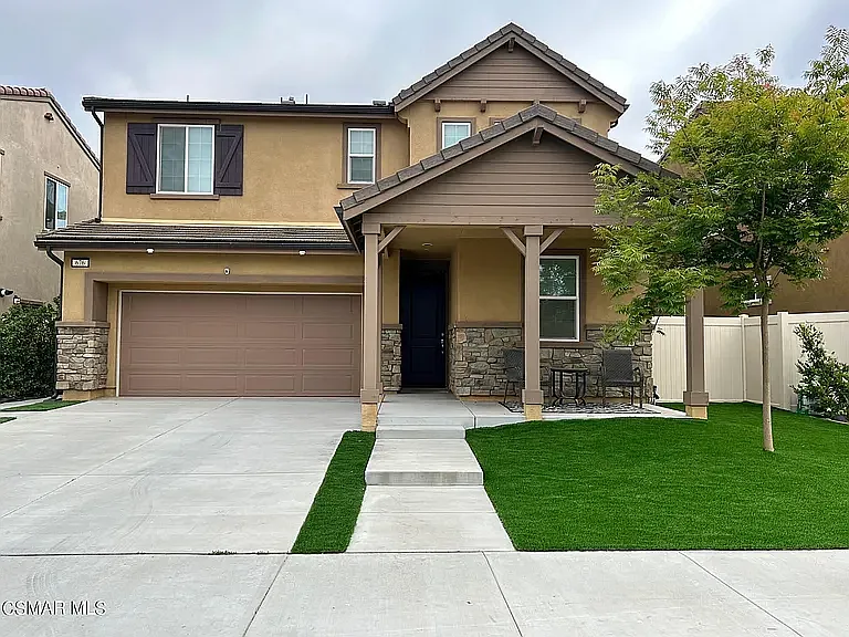 676 Rio Grande Way — Photo 1