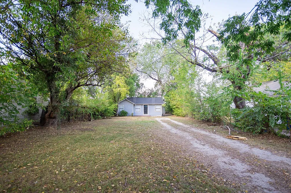 1 bed, 1.0 bath, 560 sqft, $950 — Photo 4