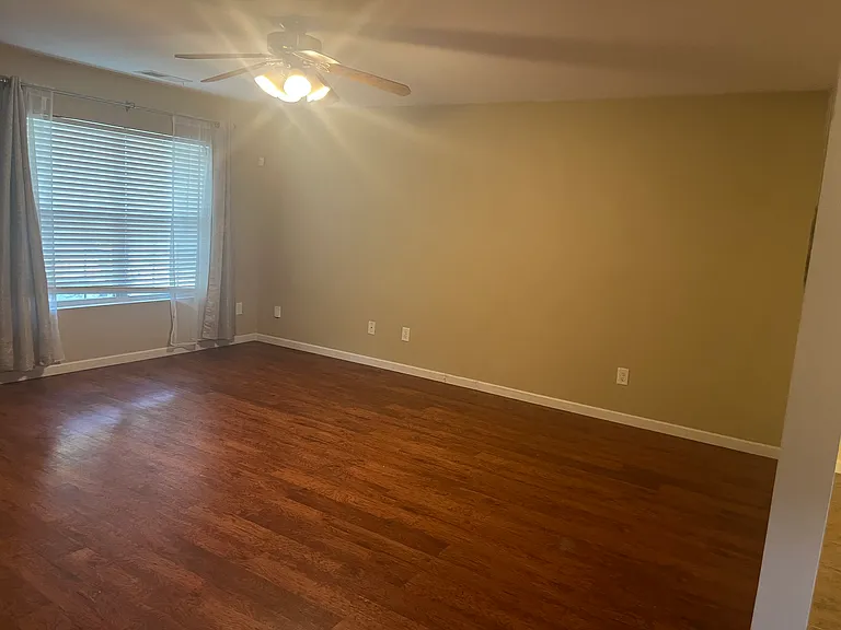 2324 Kirkgate Ln — Photo 22
