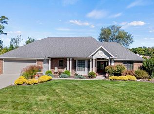 8202 Cardinal Ct, Fort Wayne, IN 46804