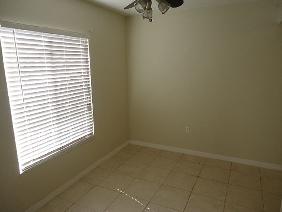 2nd image of 264 115th Ave N APT 2