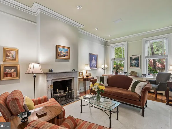 2206 Locust St, Philadelphia, PA 19103