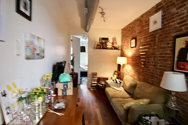 Rented by Lucky Apt Inc