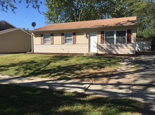 165 Galewood Dr, Bolingbrook, IL