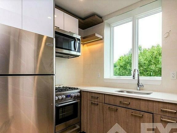 5th image of 102 Quincy St #4C