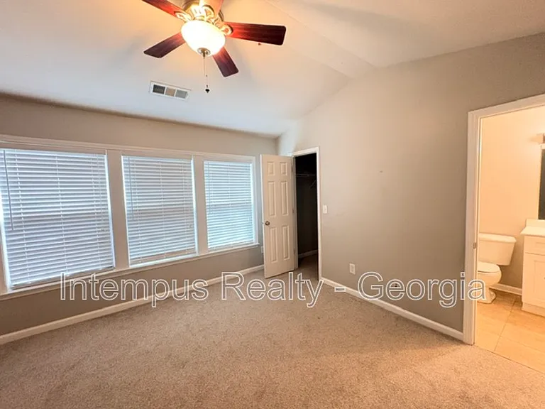 904 Prestwyck Ct — Photo 15
