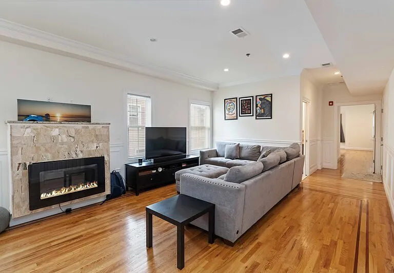 14 Elmer St #2B — Photo 11