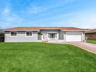 921 Flamango Court E, West Palm Beach, FL, 33406