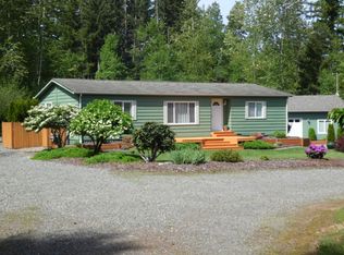 902 Tipsoo Loop N, Rainier, WA 98576