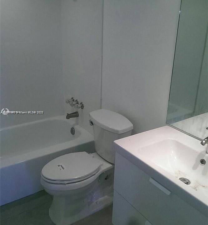 1st image of 10101 E Bay Harbor Dr APT 210