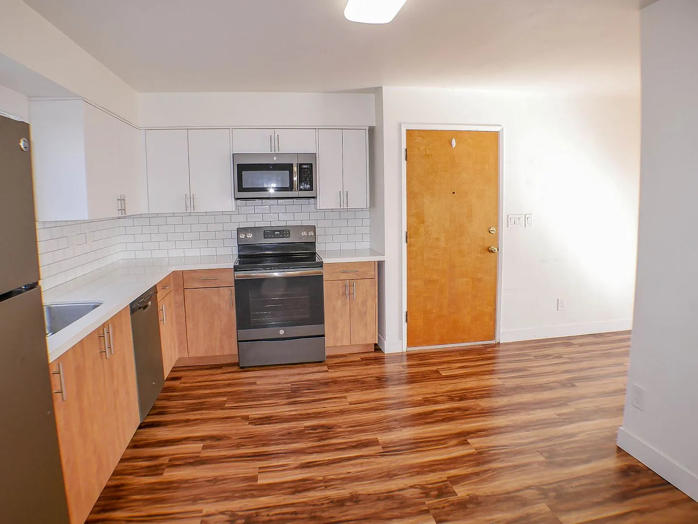228 Twin Oaks Ave. — Photo 4