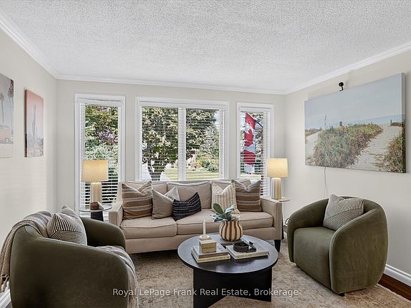 4th image of 1465 Wildlark Dr