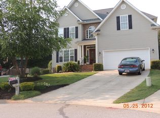 25 Dapple Gray Ct, Simpsonville, SC 29680