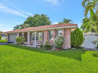 10820 NW 37th Ct, Coral Springs, FL 33065