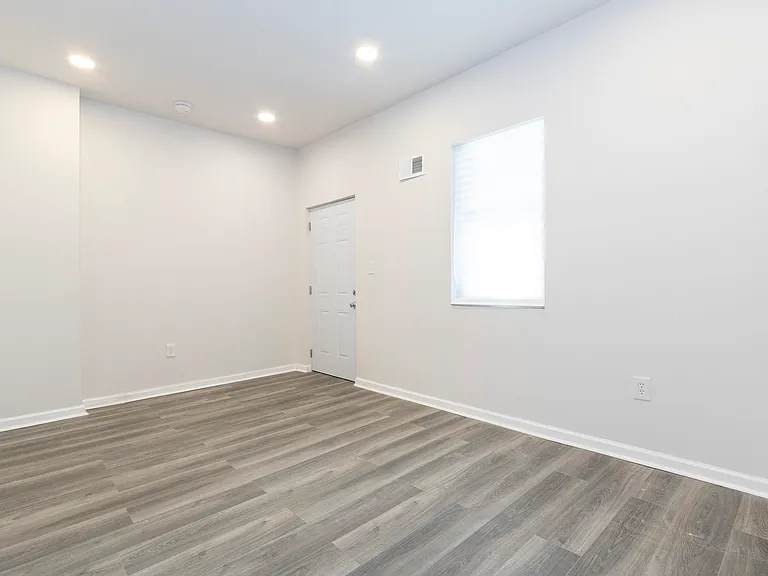 1613 S 18th St #1 — Photo 20