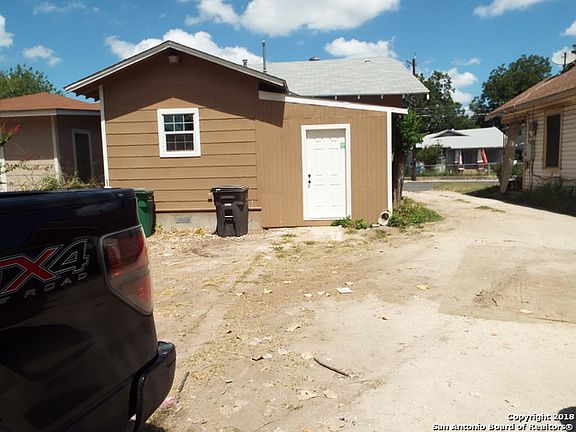 4th image of 306 E Southcross Blvd