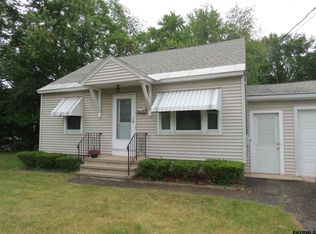 2427 Curry Rd, Schenectady, NY 12303