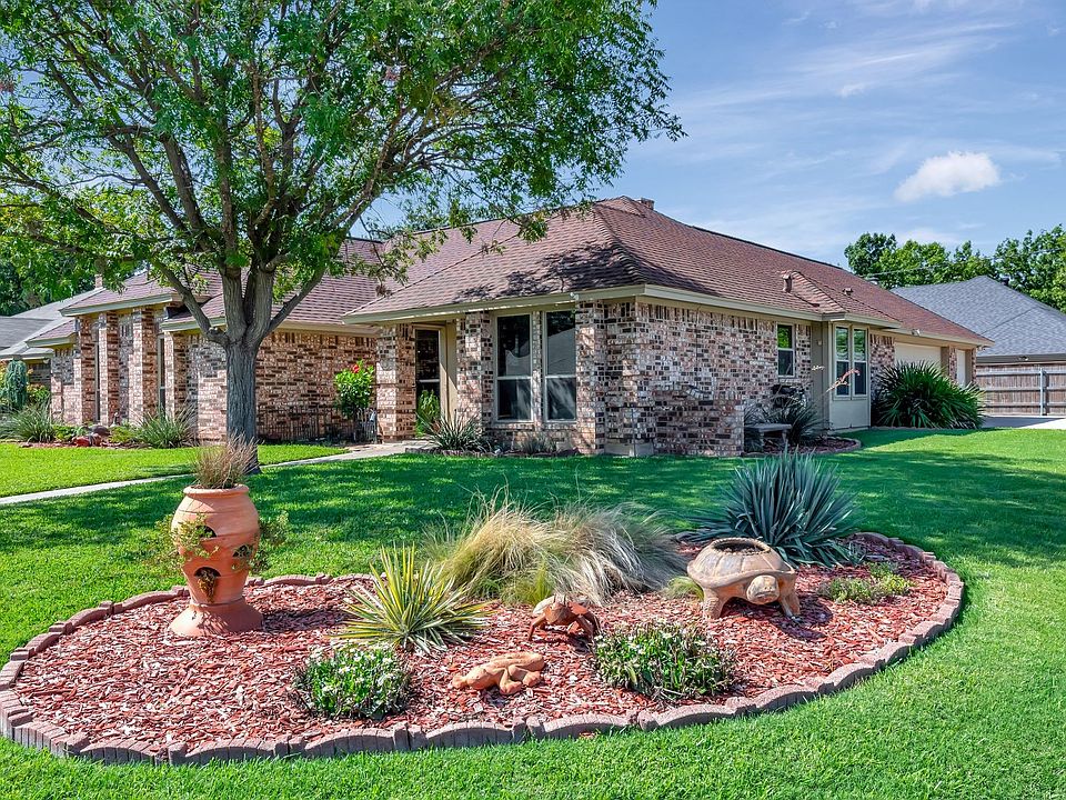 1st image of 5645 Bogota Dr