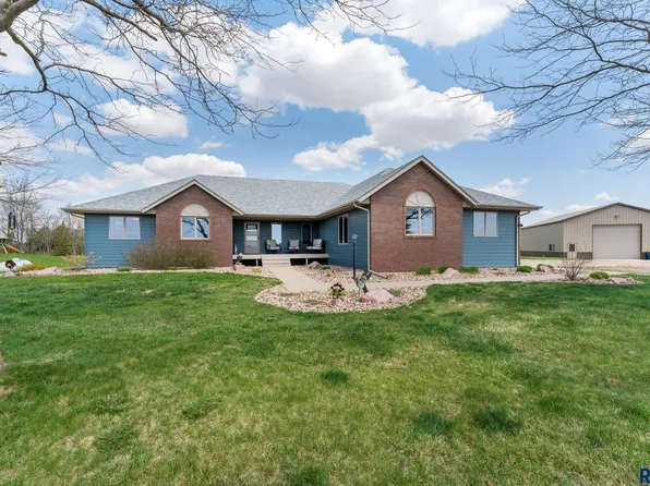 25258 482nd Ave, Garretson, SD 57030