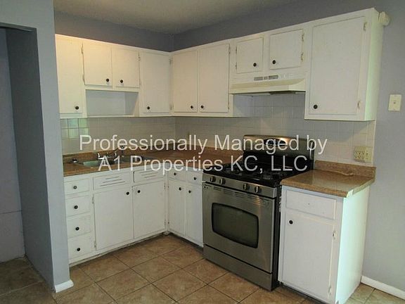 5th image of 8213 Ruskin Way