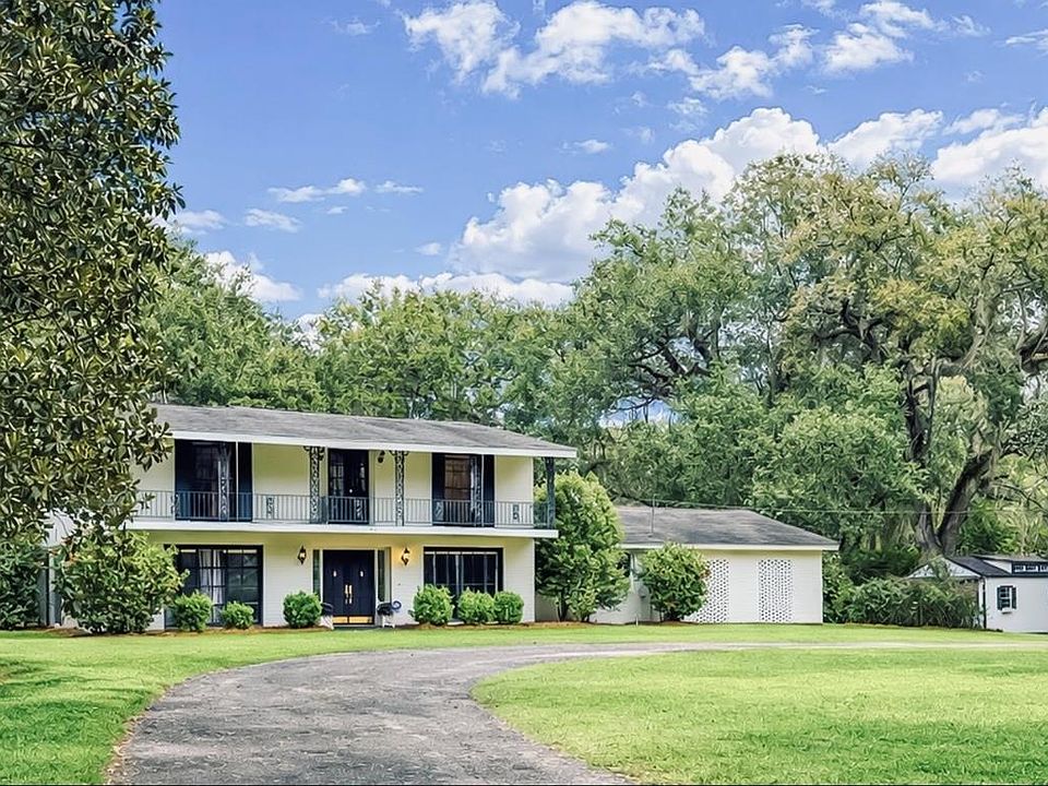 1st image of 1911 Lake Douglas Rd