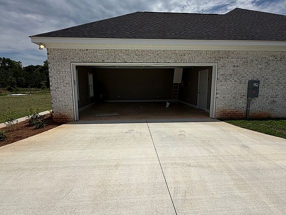 5th image of 282 Enterprise Church Rd