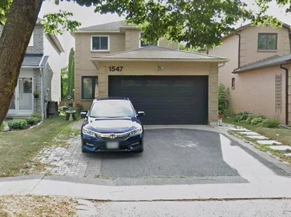 1547 Marshcourt Dr, Pickering, ON L1V 6C8