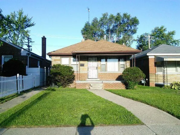 18711 Hoover St, Detroit, MI 48205