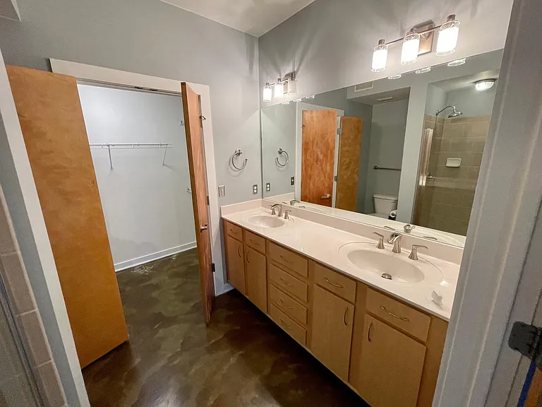 1803 Broadway #502 — Photo 12
